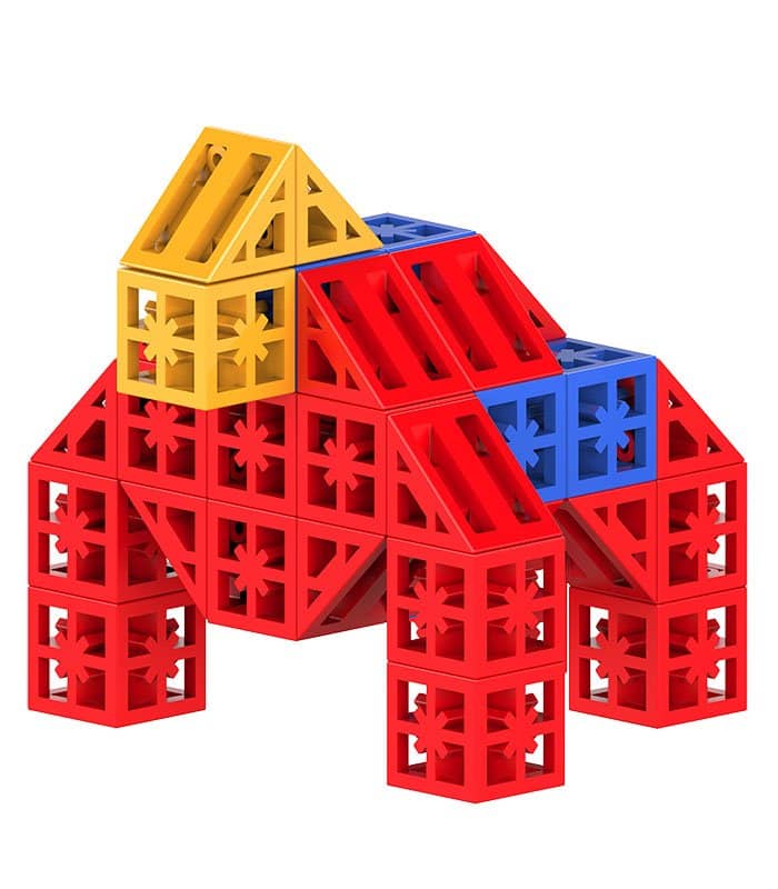King Kong toy built from LEGO-like bricks.
