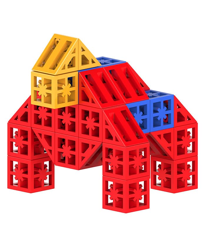King Kong toy built from LEGO-like bricks.